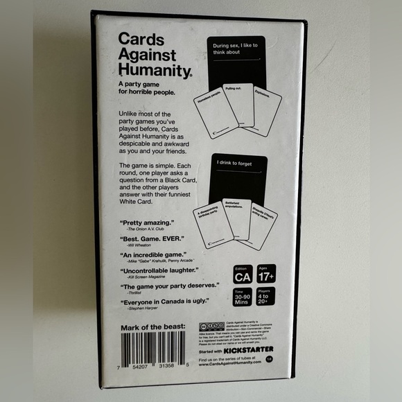 Cards Against Humanity game - Picture 4 of 4